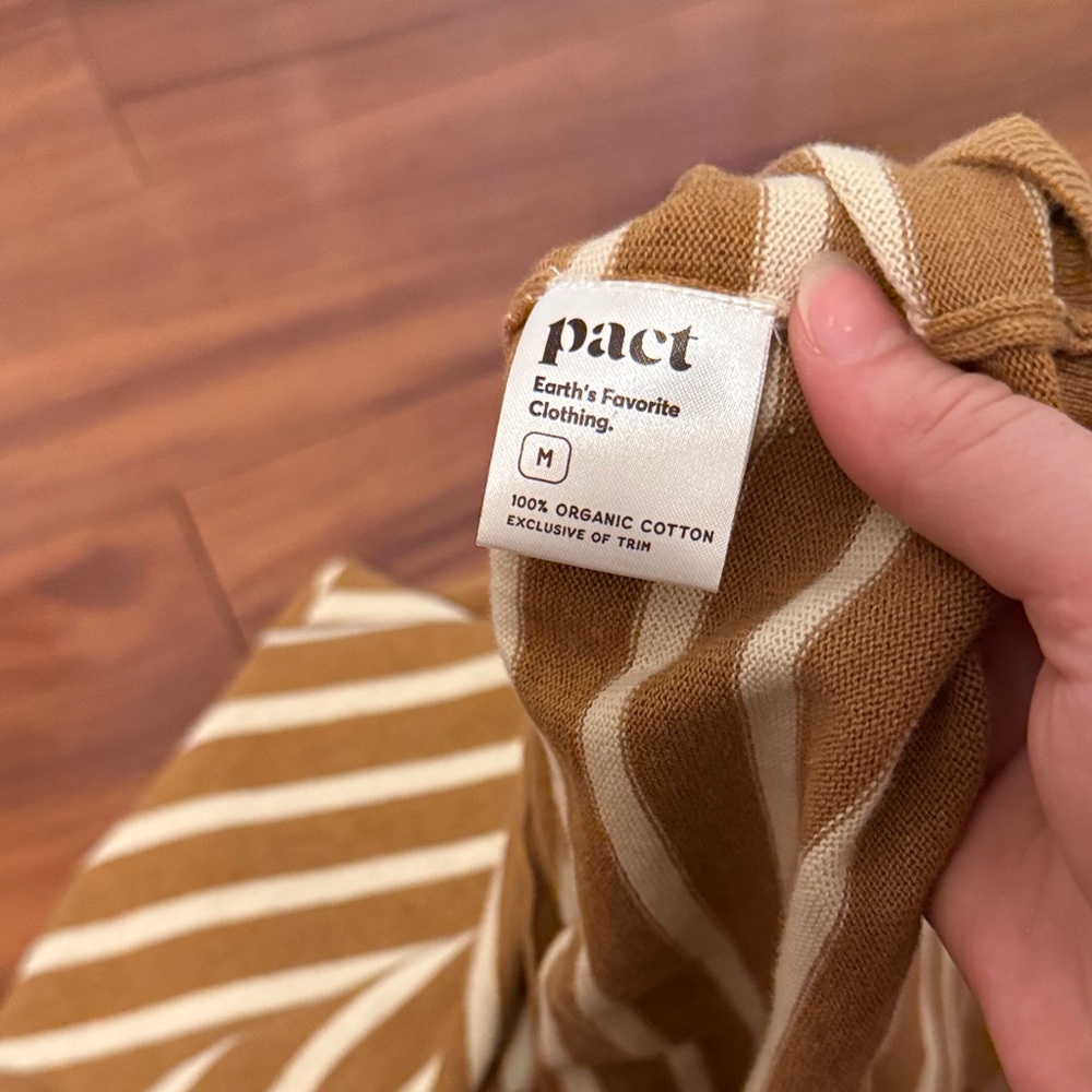 PACT Striped Sleeveless vest in Brown and White organic cotton medium - Picture 5 of 5